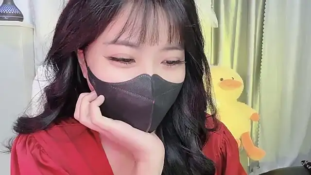 Snapshot of Mya_Lee chatting on 02.10.25 Mya Lee online show from 02.10.25