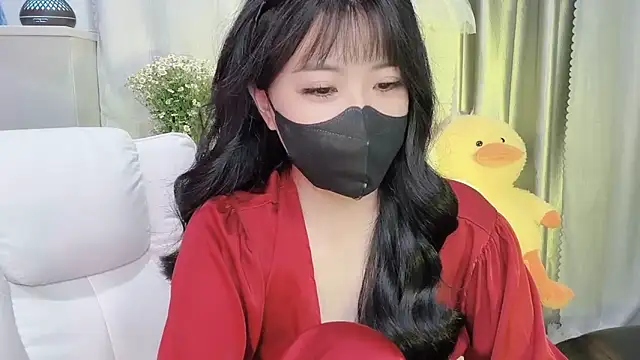 Snapshot of Mya_Lee chatting on 02.10.25 Mya Lee online show from 02.10.25