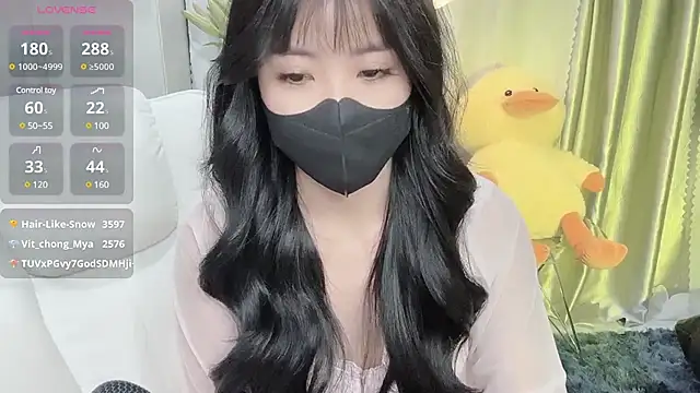 Snapshot of Mya_Lee chatting on 02.13.25 Mya Lee online show from 02.13.25