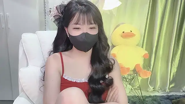 Snapshot of Mya_Lee chatting on 02.19.25 Mya Lee online show from 02.19.25