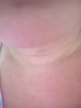 Snapshot of CASADASIGILO2 chatting on 10.20.25 CASADASIGILO2 online show from 10.20.25