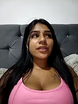 Snapshot of AnnRosse18 chatting on 01.03.25 AnnRosse18 online show from 01.03.25