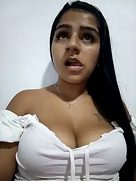 Snapshot of AnnRosse18 chatting on 01.15.25 AnnRosse18 online show from 01.15.25