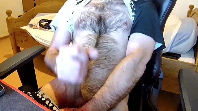 Snapshot of KmlBI26 chatting on 03.06.26 KmlBI26 online show from 03.06.26