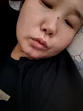 Snapshot of Bet_Lu chatting on 12.03.25 Bet Lu online show from 12.03.25