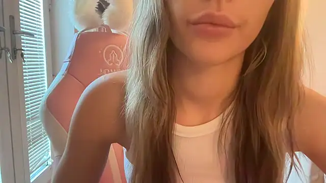 Lillymariee online show from 01.02.25