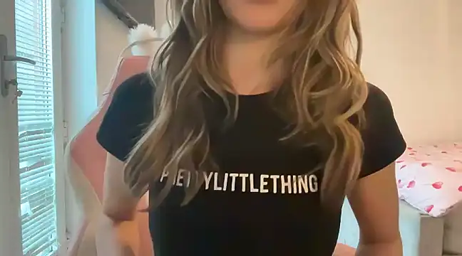 Lillymariee online show from 02.07.25