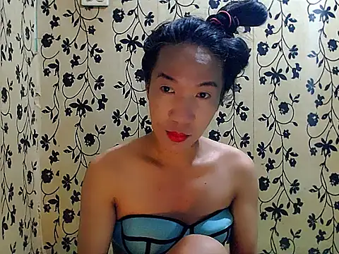 Snapshot of AsianNaughtiesMistress chatting on 02.28.26 AsianNaughtiesMistress online show from 02.28.26