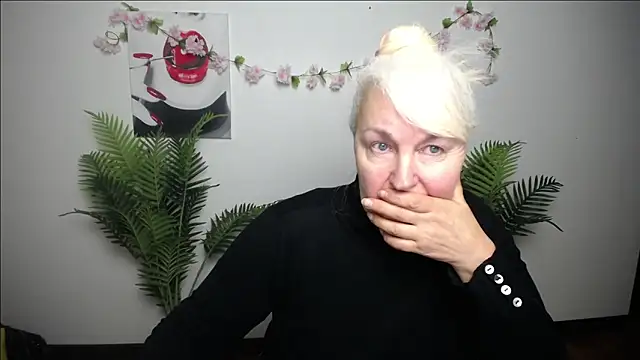 BlondyLeeBest online show from 02.07.26