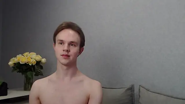 Snapshot of MartinMendez chatting on 02.16.25 MartinMendez online show from 02.16.25