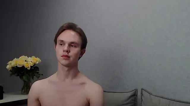 Snapshot of MartinMendez chatting on 02.16.25 MartinMendez online show from 02.16.25