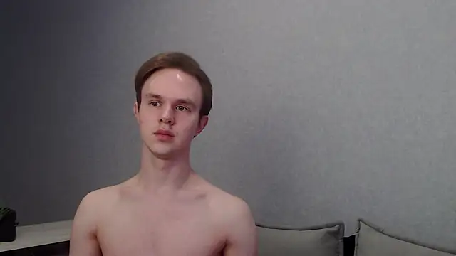 Snapshot of MartinMendez chatting on 02.19.25 MartinMendez online show from 02.19.25