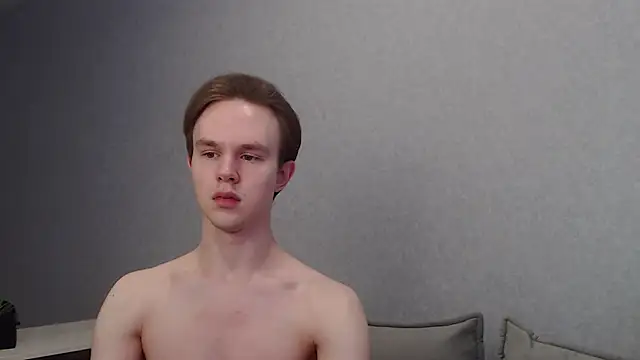 Snapshot of MartinMendez chatting on 02.23.25 MartinMendez online show from 02.23.25