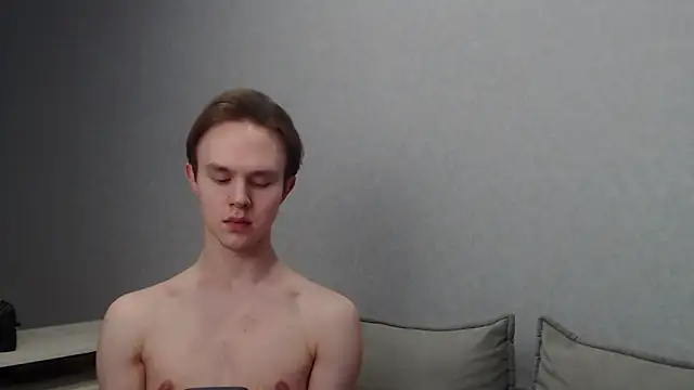 Snapshot of MartinMendez chatting on 02.23.25 MartinMendez online show from 02.23.25