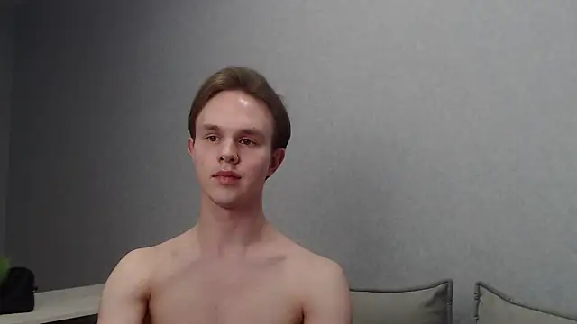 Snapshot of MartinMendez chatting on 02.26.25 MartinMendez online show from 02.26.25