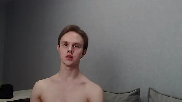 Snapshot of MartinMendez chatting on 03.06.25 MartinMendez online show from 03.06.25