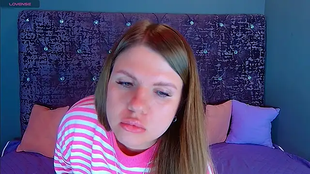 NoraBigAss online show from 01.27.25