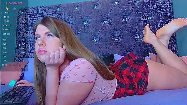 NoraBigAss online show from 03.21.25