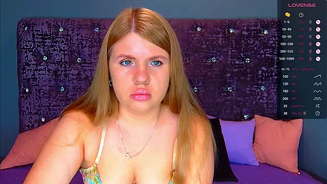 NoraBigAss online show from 09.12.25