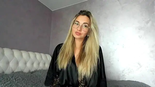  DarkRose  online show from 09.28.25