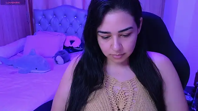 Snapshot of _anastasia chatting on 12.21.25 anastasia online show from 12.21.25