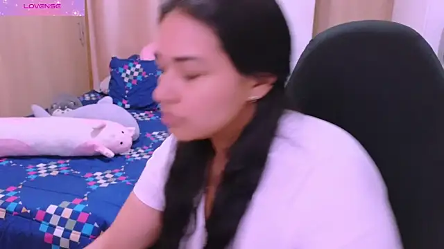 Snapshot of _anastasia chatting on 02.27.26 anastasia online show from 02.27.26