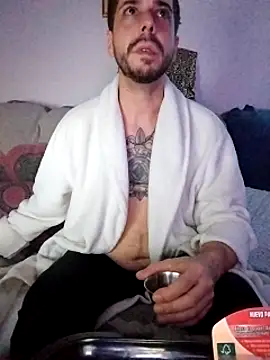 LoGaNfree88 online show from 12.05.24