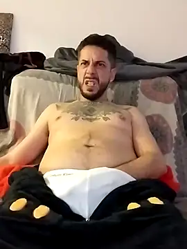 LoGaNfree88 online show from 12.25.24