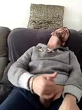 LoGaNfree88 online show from 01.06.25