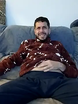 LoGaNfree88 online show from 01.24.25