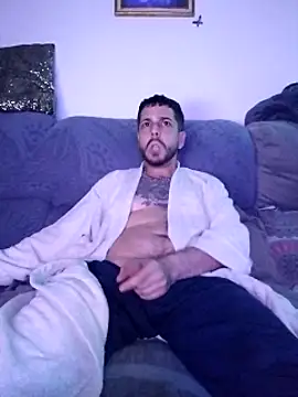 LoGaNfree88 online show from 01.24.25