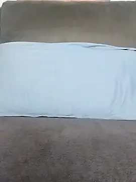 LoGaNfree88 online show from 09.16.25