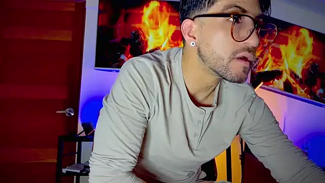 Snapshot of _DANTE_BIGASS chatting on 09.24.25 DANTE BIGASS online show from 09.24.25