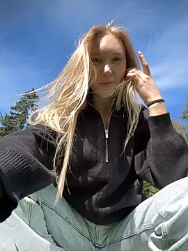 MariaTull online show from 09.10.25