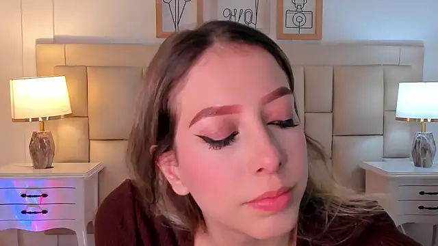 Meredit Lane online show from 02.07.25