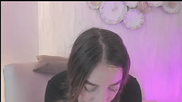 Snapshot of Meredit_Lane chatting on 06.18.26 Meredit Lane online show from 06.18.26