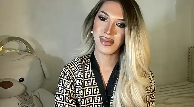 Snapshot of Ts_glamxxxx chatting on 02.07.25 Ts glamxxxx online show from 02.07.25