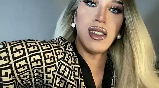 Snapshot of Ts_glamxxxx chatting on 03.15.25 Ts glamxxxx online show from 03.15.25