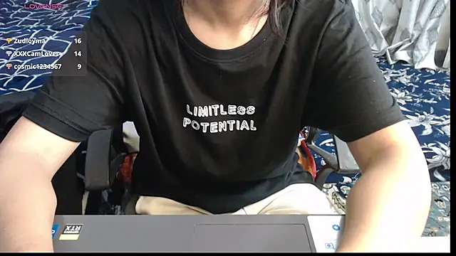 Snapshot of sexyrihana1 chatting on 02.28.25 sexyrihana1 online show from 02.28.25