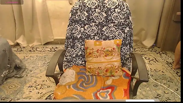 Snapshot of sexyrihana1 chatting on 05.20.26 sexyrihana1 online show from 05.20.26