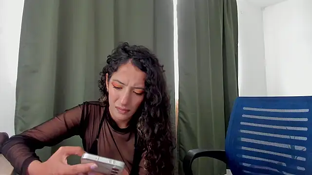 Lucia Fuster online show from 07.12.26