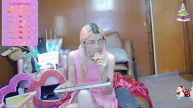 Skinygirl online show from 03.07.25