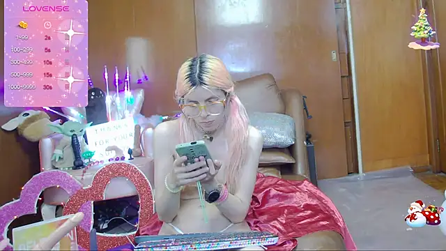 Skinygirl online show from 03.08.25