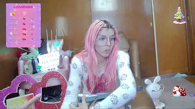 Skinygirl online show from 10.02.25