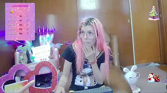 Skinygirl online show from 10.03.25