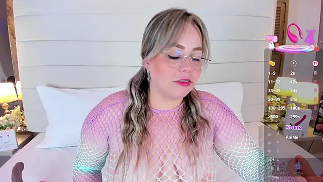 Charlotte93  online show from 09.17.25