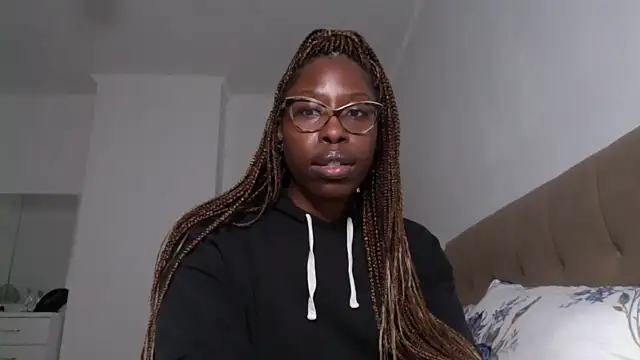 MadamIndigo online show from 12.21.24