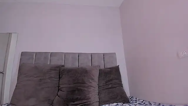 taylor suxx online show from 10.30.25