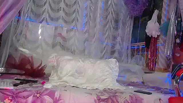 NightOrhideya online show from 03.03.25