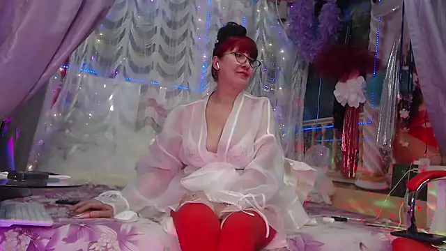 NightOrhideya online show from 03.04.25